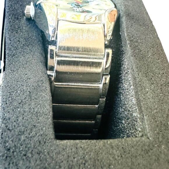 NWT DISNEY ACCUTIME Minnie Mouse Watch New In Box Silver Metallic Band Date Wind